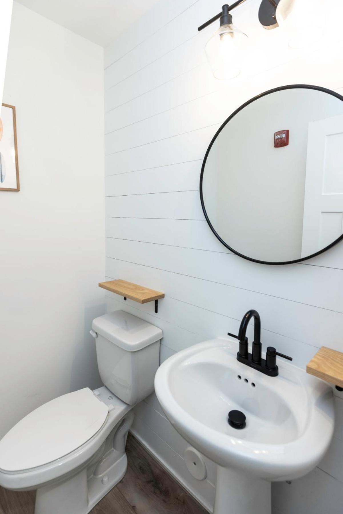 וירג'יניה ביץ' Ocean Lofts In The Vibe #3 - 5 Min Walk To Beach מראה חיצוני תמונה